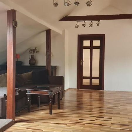 Апартаменты Regina House- Sv. Mikalojaus 13 Вильнюс Экстерьер фото
