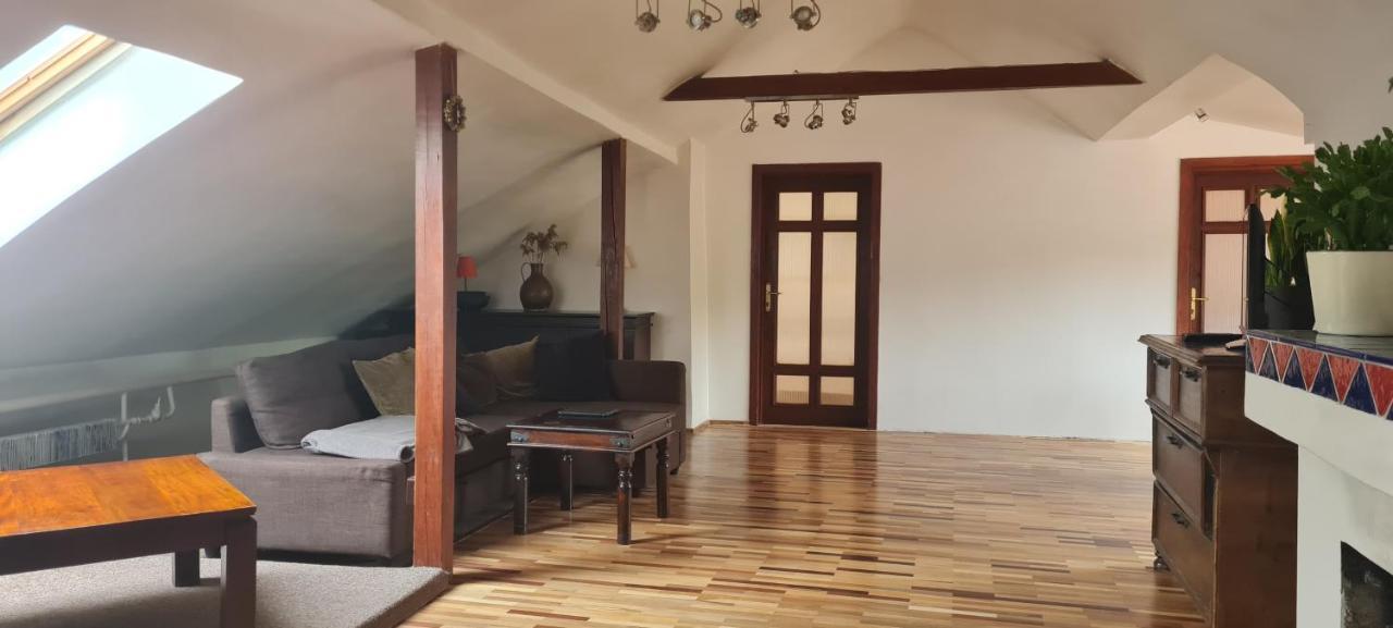 Апартаменты Regina House- Sv. Mikalojaus 13 Вильнюс Экстерьер фото